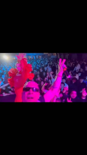 Gracias Italia 🇮🇹❤️🙌 MIAMI 6 de Enero @playitlivelatino | Osmani Garcia