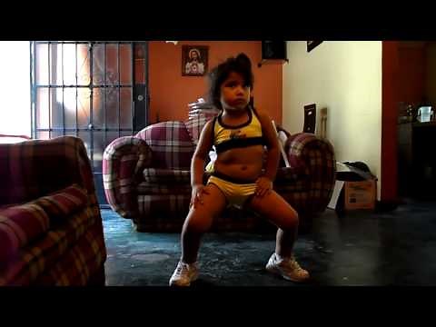 Como baila Antonella.......1 !!!