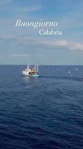 Buongiorno anche a te ☀️ #calabria #brancaleone #mare #SouthernItaly Pronto Estate - CalabriaCalabria Travel Experience Vacanze a Brancaleone | DeaKalabria