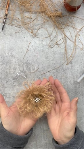 Burlap Flower or Bunny tail #easycrafts #handmade #flowers #easter #burlap | Shabby Chic Vanlife /crafted on the road