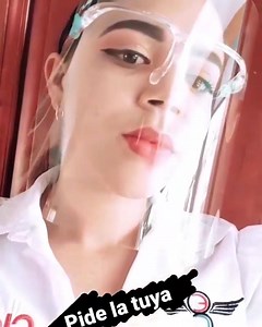 Detachable Face Shield ❤️❤️❤️ Protect your face and mouth from splatter, dust and oil smoke, and it's easy to assembly. Both sides of the visor are treated with an anti-fog coating to ensure the optical clarity. Please inbox us if you're interested ✅anti fogging ✅anti oil smoke ✅splash protection ✅optically perfect #faceshield #lensun #splashprotection | Lensun