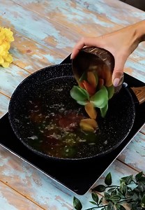 125K views · 322 reactions | Release your inner chef with these tips! | 5-Minute Crafts Teens | Facebook