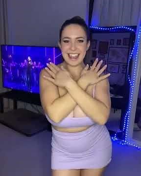 Ruby May trying to dance like Ariana