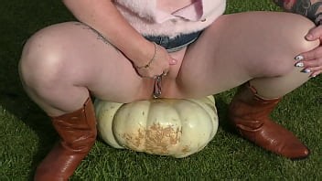 NZ MILF sub uses huge pumpkin as her toilet while her Master films the action