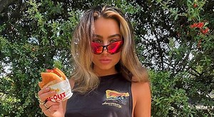 Instagram Star Sommer Ray Is Having A Big Summer, Babe Ruth Rookie Card Sets A Record & Ole Miss Fans Set A Record That May Never Be Broken