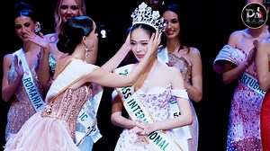 Miss International Winners from 2015-2024 👑✨ 2015 - VENEZUELA 🇻🇪 2016 - PHILIPPINES 🇵🇭 2017 - INDONESIA 🇮🇩 2018 - VENEZUELA 🇻🇪 2019 - THAILAND 🇹🇭 2020 - no pageant held 2021 - no pageant held 2022 - GERMANY 🇩🇪 2023 - VENEZUELA 🇻🇪 #MissInternational | Pageant Aficionado