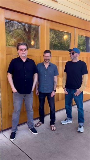 🎸 Toad the Wet Sprocket— Hawaii Theatre —September 6th 🌺 🎟️ Get your tickets for Toad the Wet Sprocket at hawaiitheatre.com/toad | Hawaii Theatre Center