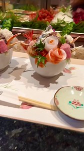 13K views · 253 reactions | Omakase-Style Chef's Bowl, more than 20 types of seafood @yoshizushi1967 #chefluencer #agency #stories #food #hospitality #platform #experiences #giveaways #chefs #culinarytravel #foodblog #influencer #lifestyle #magazine #inspiration #aspiration #fyp #viral #viralvideos #trending | Chefluencer | Facebook