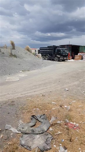 4K views · 112 reactions | Sa palagay mo, madali lang ba mag drive ng Dump Truck? #pheoatci #dumptruckassessment #heavyequipmentoperator #ToGodBeTheGlory #DUMPTRUCK | Philippine Heavy Equipment Operator & Assessment Training Center, Inc. | Facebook