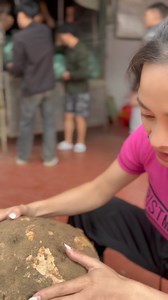 7.7K views · 123 reactions | Chu choa mẹ ơi. Cái củ ni là cụ zi mà to dữ thần bay ơi. | Cô Ba Hồng | Facebook