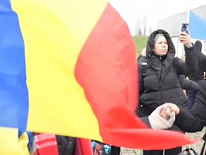 339 reactions · 34 shares | "Aicia" Ștefan cel Mare când era Moș Crăciun Sursa:SOS România 浪 | Ion Dacian | Facebook