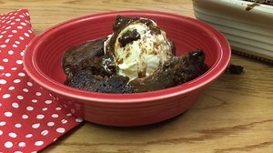 41 shares | Hot Fudge Pudding Cake. The perfect hot fudge chocolate treat. And, it's simple and quick to whip up!  Grab the recipe here: https://www.backtomysouthernroots.com/amazingly-delicious-and-easy-homemade-hot-fudge-pudding/ | Back To My Southern Roots | Facebook
