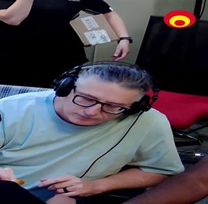 2.3K views · 40 reactions | Sky shrieks for spicy food in studio! 掠...