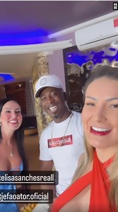 Andressa Urach faz vídeo pornô com