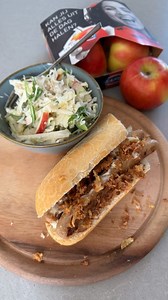 29 reactions | Kun jij een heerlijke hotdog maken? YES YOU KANZI®! Probeer deze heerlijke hotdogs met een KANZI® twist. Eenvoudig, lekker en makkelijk te maken  | Kanzi | Facebook