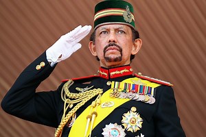 LGBT+ people to be stoned or whipped to death in Brunei under new sex law