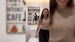 Dingbge Funny Bathroom Decor Wall Art This Is A Bathroom Not An Internet Cafe Funny Sign Vintage Metal Tin Signs for Door Metal Signs Vintage Pictures 8x12 Inch Split Humorous Poster Gift(Mix 2PCS)