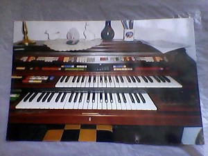 ORGULJE TECHNICS U90