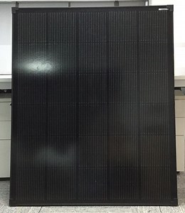 [Hot Item] 4X4 Parts and Accessories Solar Panel 230W 270W 280W PV Module