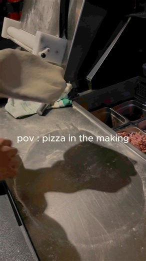 1.4K views | behind the scenes.. #theavenue #surfersparadise #pizzaspecial | The Avenue | Facebook