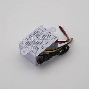 [Hot Item] Digital LED Temperature Controller 10A Thermostat Control Switch Probe 24V/240W Xh-W3001