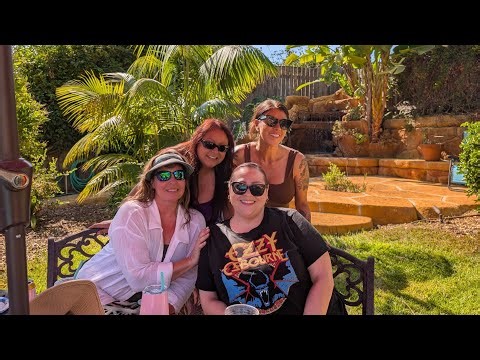 End of Summer Pool Party!!! #summertime #poolparty #girlswithtattoos #bbw