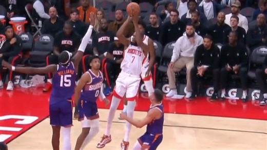 Durant eclipses 31,000 career points with signature mid-range fade