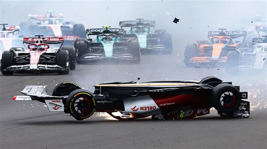 Formel 1: Zhou meldet sich nach heftigem Crash in Silverstone