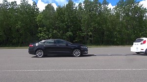 Keep your eyes on the road and leave the phone alone. It only takes a couple seconds for an accident to happen. | Transport Canada | Facebook