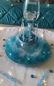 Tulle Wine Glass Centerpiece - Etsy UK