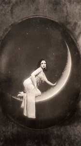 287K views · 30K reactions | vintage space inspired shoot | lindsphoto | Facebook