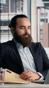 Vertical Video Executive Leader Reviews Kpis Stock Footage Video (100% Royalty-free) 3991462861 | Shutterstock