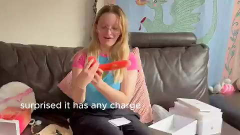 Editing my new sfw video today (the whole thing isn't ready just yet) and there's parts I couldn't share elsewhere... 👀The uncensored first minute PLUS unboxing a NEW app controlled thrusting dildo?! Link below x