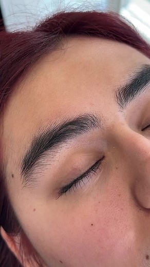 Threading Eyebrows Step-by-Step: Quick, Satisfying Guide