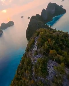 4.2K views · 350 reactions | The dramatic  landscape of Wayag lagoon  instagram.com/snils | Digital Traveling | Facebook