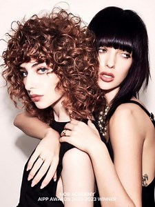 PARTECIPA ORA AL CONCORSO AIPP AWARDS! ⭐⭐⭐ Il concorso AIPP AWARDS 2023-2024 è alle porte: c'è tempo fino al 22 dicembre 2023 per inviare le tue collezioni fotografiche di moda capelli!!! 🙌 Non mancare, ogni anno partecipano al concorso sempre più grandi parrucchieri da tutto il mondo! Se sei un parrucchiere, è facile partecipare al concorso: LEGGI I REQUISITI e invia le tue collezioni di moda capelli (3 immagini per collezione) e/o i tuoi video che dovranno pervenire entro e non oltre il 22 di