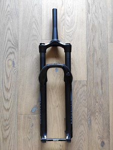 Forcella RockShox 35 Silver TK 160mm di escursione, NUOVA
