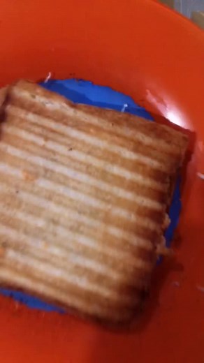 Piri piri cheese toast! #tcf #foodblogger #cheesy