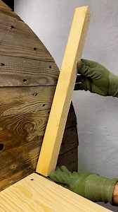 DIY Spool Bench | DeMilked