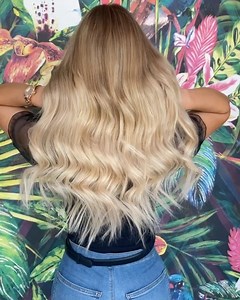 Champagne blonde 朗 | Iconic Fckin Hair | Facebook