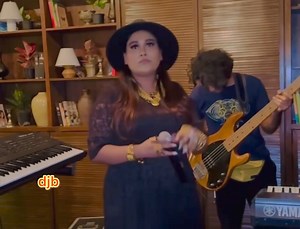 Kinna sohna tenu rab ne banayia je kre vekhdi rwa (AfsanaKhan) | DJB