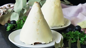 Giant Chocolate Kiss