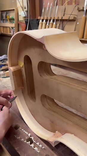 cello making | Takao Iwai
