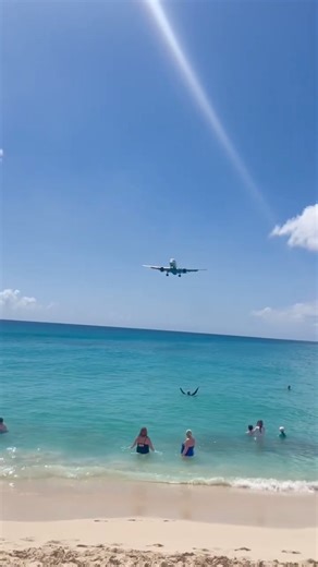 261K views · 1.6K reactions | Plane spotting is an absolute must when visiting Sonesta Maho Beach Resort, Casino & Spa!  Video Credit: Instagram/welovestmaarten | Sonesta Hotels & Resorts | Facebook