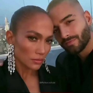 La película de #Jlo y #Maluma se aplaza hasta 2022. Adivinen porqué...por la pandemia  | Power800 | Facebook