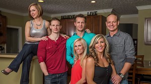 Neighbors with Benefits (TV Series 2015)