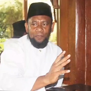 8.5K views · 231 reactions | Inilah Kisah perjalanan ustadz Fadlan yg mampu mengislamkan ribuan suku pendalaman di Papua.. #vod | Jackman Sejarah | Facebook