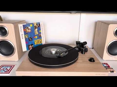 Wang Chung - Everybody have Fun tonight.