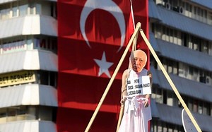 Turcja: Sąd wydał nakaz aresztowania Fethullaha Gulena