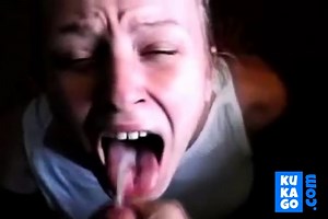 She orgasms while getting a facial!